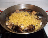 Foto del paso 5 de la receta: Fideuà Rous