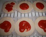 Foto del paso 1 de la receta: Pizzas de queso cheddar y jamón ibérico