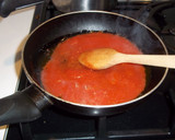 Foto del paso 1 de la receta: Tomate triturado con huevos