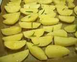 Foto del paso 3 de la receta: Patatas asadas al romero fresco