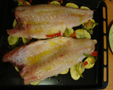 Foto del paso 6 de la receta: Lubina a la espalda con cama de verduras