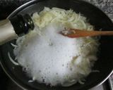 Foto del paso 3 de la receta: Merluza con champán