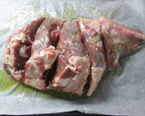 Foto del paso 3 de la receta: Cordero al romero horneado