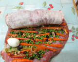 Foto del paso 5 de la receta: Matambre arrollado con nueces y arándanos