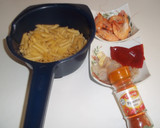 Foto del paso 1 de la receta: Macarrones con gamba pelada y langostinos