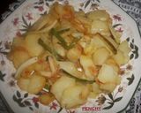 Foto del paso 3 de la receta: Plato combinado de fritada de patatas, chuletas de Sajonia y huevo frito