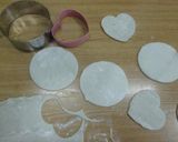 Foto del paso 3 de la receta: Pastelitos de hojaldre para San Valentín