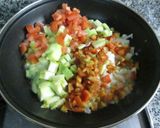 Foto del paso 2 de la receta: Tarta de hojaldre con verduras y chopped de pork
