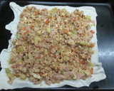 Foto del paso 4 de la receta: Tarta de hojaldre con verduras y chopped de pork
