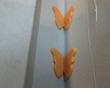 Foto del paso 3 de la receta: Mariposas de pasta de azúcar decorativas