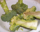 Foto del paso 2 de la receta: Brócoli asado al limón