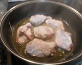 Foto del paso 2 de la receta: Carrilleras de cerdo guisadas en salsa
