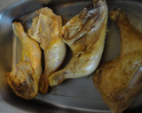 Foto del paso 2 de la receta: Muslos de pollo asados