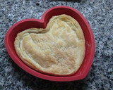 Foto del paso 2 de la receta: Tarta corazón de hojaldre con fresas