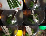 Foto del paso 1 de la receta Merluza con espárragos y salsa verde
