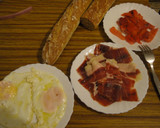 Foto del paso 2 de la receta: Bocata de jamón y huevo frito