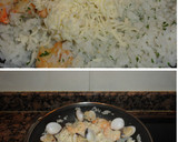 Foto del paso 5 de la receta: Arroz meloso con langostinos y almejas
