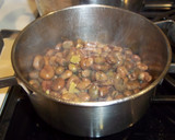 Foto del paso 5 de la receta: Habas con leche y yemas