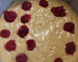 Foto del paso 5 de la receta: Pastel de manzana con frambuesas y semillas de amapola