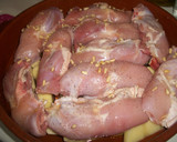 Foto del paso 2 de la receta: Muslos de pollo rellenos con queso cheddar y jamón al coñac