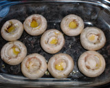 Foto del paso 1 de la receta: Champiñones rellenos de jamón y nata