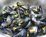 Foto del paso 6 de la receta: Mejillones con salsa de tomate asados