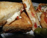 Foto del paso 2 de la receta: Sándwich tostado y brusquetas sabor pizza