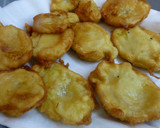 Foto del paso 6 de la receta: Buñuelos de plátano con crema de yogur