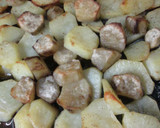 Foto del paso 3 de la receta: Papas y batatas al ajo y pimienta