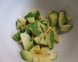 Foto del paso 1 de la receta: Bocadillo de pollo frío con aguacate