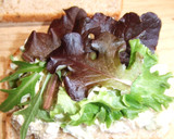 Foto del paso 4 de la receta: Bocadillo de pollo frío con aguacate