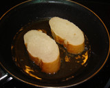 Foto del paso 2 de la receta: Montadito de pan frito y beicon