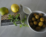 Foto del paso 1 de la receta: Aceitunas con navajas