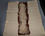 Foto del paso 2 de la receta: Hojaldre relleno de Nocilla y almendras