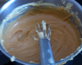 Foto del paso 7 de la receta: Pasteles choux y éclairs rellenos de caramelo y cubiertos de glasa