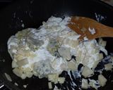 Foto del paso 3 de la receta: Pasta con setas y crema de quesos