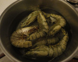 Foto del paso 1 de la receta: Ensalada de langostinos templada