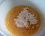 Foto del paso 2 de la receta: Magdalenas de calostro