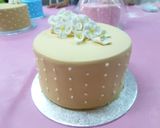 Foto del paso 6 de la receta: Tarta de fondant para celebraciones