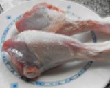 Foto del paso 1 de la receta: Muslos de pavo a la pepitoria