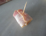 Foto del paso 4 de la receta: Pintxo de bacón, pimientos y queso