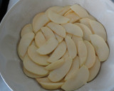 Foto del paso 2 de la receta: Bizcocho de kefir y manzanas caramelizadas