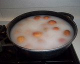 Foto del paso 4 de la receta: Cocer las patatas con piel