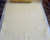 Foto del paso 1 de la receta: Milhojas de hojaldre con crema pastelera y frutas