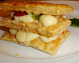 Foto del paso 7 de la receta: Milhojas de hojaldre con crema pastelera y frutas