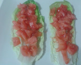 Foto del paso 2 de la receta: Ensalada en cama de lechuga
