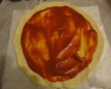 Foto del paso 2 de la receta: Pizza de pera y gorgonzola