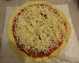 Foto del paso 3 de la receta: Pizza de pera y gorgonzola