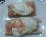 Foto del paso 5 de la receta: Bocadillos de berenjenas asadas con huevo frito