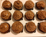 Foto del paso 11 de la receta: Cupcakes de chocolate con mermelada de frambuesa
